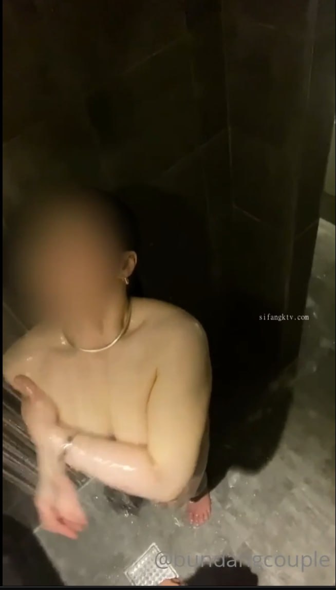 MBMH-064 熟年同窓会～30年振りに再会したクラスのマドンナに媚薬を盛って海老反りセックス～